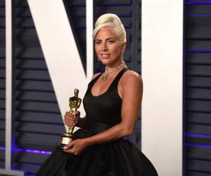Lady Gaga, ganadora del premio a la mejor canción original 'Shallow', llega a la Vanity Fair Oscar Party el domingo 24 de febrero de 2019, en Beverly Hills, California (foto de Evan Agostini / Invision / AP)