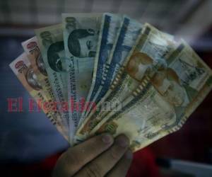 La administración central ha pagado 16,939.4 millones de lempiras en deuda interna a septiembre pasado ($692.9 millones) y 354.3 millones de dólares en deuda externa. Foto: Archivo/ EL HERALDO