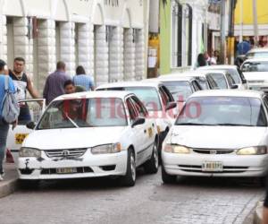 Más de 110 puntos colectivos de taxi hay en la capital de Honduras.