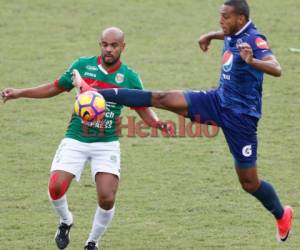 Eddie Hernández se lesionó en el clásico Marathón vs Motagua en el Yankel Rosenthal. (Fotos: EL HERALDO)