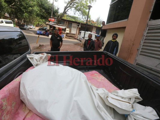 El cadáver de un desconocido lo trajeron desde La Unión.