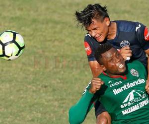 Acción del partido entre Marathón y Motagua de pasado 10 de octubre, reprogramado por la fecha 7 (agosto) por la participación de Motagua en la Liga Concacaf. Foto: El Heraldo.