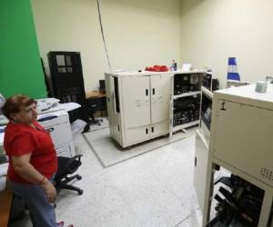 Debido a que no se pudo impulsar el proyecto de nueva identidad, el RNP recurrió al mantenimiento de la vieja fábrica de tarjetas.