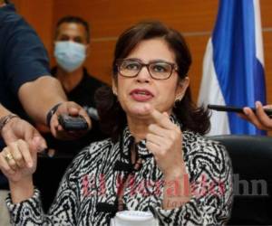 La titular de la Secretaría de Finanzas, Rixi Moncada, fue designada por la presidenta Xiomara Castro para presentar el informe en Casa Presidencial.
