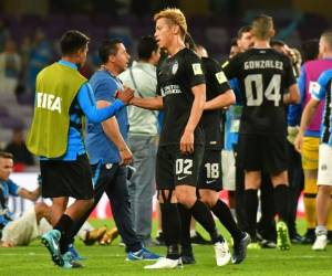 Una vez más la mala suerte, con un jugada individual de Everton en la acción del gol, cuando Pachuca jugaba bien, acabó con el fútbol mexicano en el Mundial de Clubes. Y van trece. (AFP)