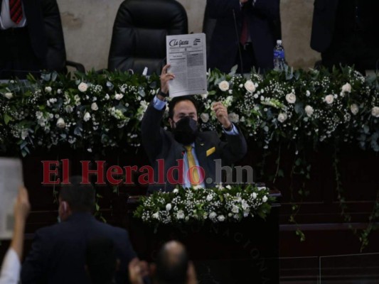 La crisis del CN se desató el jueves 20 de enero cuando 20 diputados de Libre, encabezados por Jorge Cálix, ignoraron una cita con Xiomara Castro y se fueron a reunir con el PN.