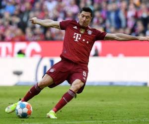 Lewandowski acumula 23 tantos, cinco más que el segundo, el checo Patrick Schick. Foto: AFP