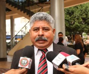 El asesor presidencial Marvin Ponce está en el ojo del huracán luego de lanzarla un vaso de vidrio a Nelson Ávila, foto: EL HERALDO.