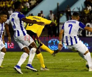 Honduras cayó 3 a 2 ante Jamaica el lunes en su debut en la Copa Oro. Foto: AFP.