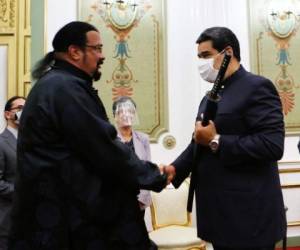 Steven Seagal visitó Venezuela en calidad de representante especial del ministerio de Exteriores de Rusia. FOTO: AFP