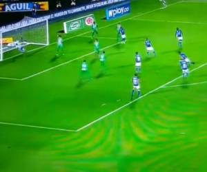 La impresionante tapada del portero Wuilker Faríñez Aray ya se ha vuelto viral.