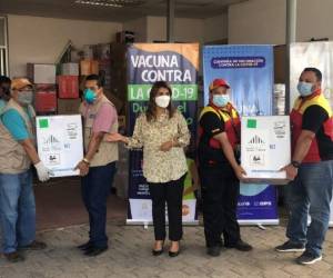 Autoridades de Salud recibieron el cargamento de antídotos.