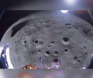 ”Éxito con pequeños inconvenientes” nombró experto al aterrizaje de la Sonda estadounidense Oddysseus.