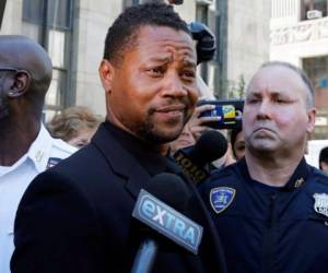 Cuba Gooding Jr. sale de un tribunal penal en Nueva York. Foto: Agencia AP.