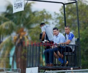 Arnold Cruz es el entrenador interino de la Selección Nacional Sub 20 de Honduras. Foto: EL HERALDO.
