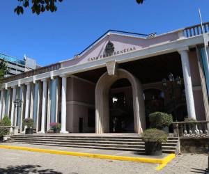 Las instalaciones de Casa Presidencial lucen completamente vacía.