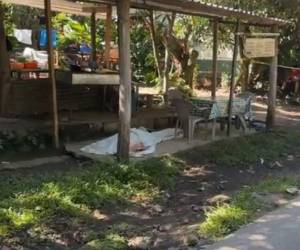 En las redes sociales circula que se trata del presidente del patronato de la zona, pero esto no ha sido confirmado.