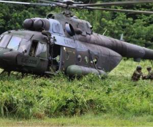El presidente Iván Duque describió lo ocurrido como un 'accidente', aunque el ejército no ha determinado si la aeronave fue derribada o cayó por una eventualidad.
