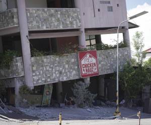 A pesar de las alertas iniciales, Filipinas y otros países del Pacífico cancelaron la alerta de tsunami horas después, lo que afortunadamente evitó más víctimas.