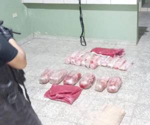 Agentes de la Dirección Policial de Investigaciones (DPI) informaron que el hallazgo se produjo en el marco de una serie de intervenciones ejecutadas en distintos puntos del municipio.