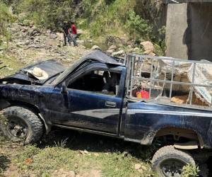 Al lugar se desplazó un equipo de agentes policiales, quienes realizan las diligencias correspondientes para esclarecer las circunstancias del accidente.