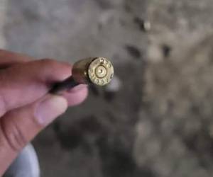 Esta fue uno de los casquillos de bala que quedó en el lugar.
