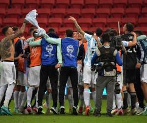 La albiceleste se ha metido en una nueva final de Copa América, la cual afronta con sed de revancha ante su más enconado rival del continente. Foto: AFP