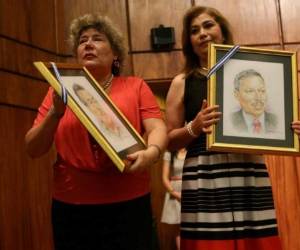 '¡No más impunidad!, ¡No más impunidad!', gritó exaltado Flores ante el público y los funcionarios del Estado para exigir justicia por el asesinato de las dos connotadas figuras de la lucha contra las drogas.