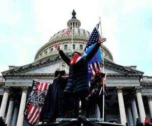 Fotografía de la invasión al Capitolio en enero de 2021. Foto: AFP