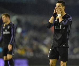 Un empate o una derrota pondría en aprietos al Real Madrid ante Sevilla y Barcelona, que se enfrentan a Espanyol y Betis, respectivamente. Foto: AFP