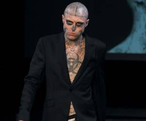 La agencia de Zombie Boy, Dulcedo Management, lo describió como 'un ícono de la escena artística y del mundo de la moda'. Foto: AFP