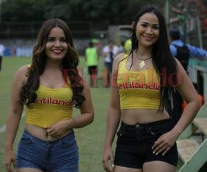 El duelo que se disputó en el estadio Yankel Rosenthal estuvo adornado por hermosas catrachas. Sus lindas sonrisas y esbeltos cuerpos no pasaron desapercibidos. Fotos Grupo OPSA