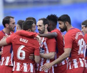 Con algún problema físico, el uruguayo José María Giménez y el español Vitolo participaron este lunes con normalidad en el último entrenamiento del equipo. Foto:AFP