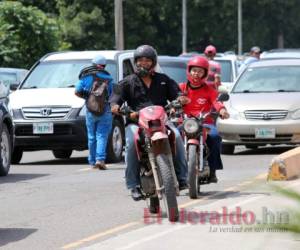 La entrega es solo para las motocicletas que circulan sin placas. Foto: EL HERALDO