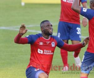 Yustin Arboleda fue el héroe para los merengues luego de que se les complicara el encuentro. Foto: Edwin Romero / EL HERALDO