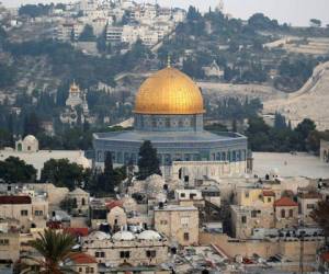 Israel planea construir la estacióncerca del Muro de los Lamentos, lugar sagrado del judaísmo situado en la anexada Jerusalén Este. Foto: AFP