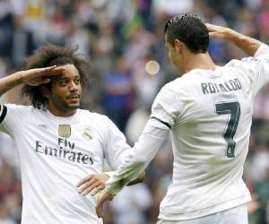 Marcelo y Cristiano Ronaldo festejando un gol del Real Madrid (FOTO: INTERNET)