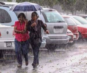 Fuertes lluvias se pronostican para este jueves debido al ingreso de fuertes vientos. Foto: EL HERALDO.