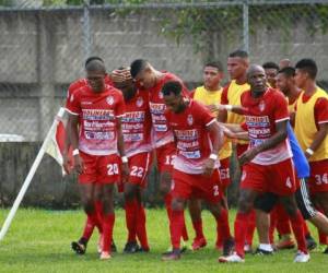 Los aceiteros tenían cinco fechas sin conocer la victoria. Foto OPSA