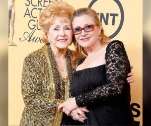 En vida Debbie Reynolds y Carrie Fisher (Foto: Internet)