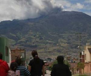 A raíz del temblor de este martes, las autoridades suspendieron clases de forma preventiva en los municipios de La Florida y Nariño.