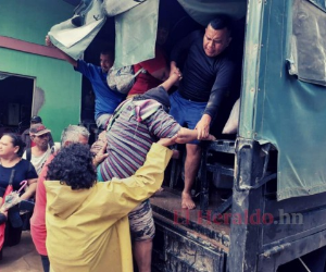 Cientos de personas quedaron damnificadas y otras están desaparecidas producto del impacto de Eta.