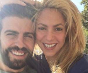 Piqué y Shakira se conociero durante el Mundial de Sudafrica, actualente tiene dos hijos, Milan y Sasha.
