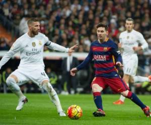 Real Madrid y Barcelona disputarán el clásico español en diciembre de este año. (AFP)