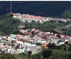 Aparte de las residenciales ubicadas en esta zona, existen comunidades que suman a la afluencia de personas.