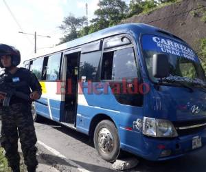 El conductor de la unidad murió en el instante. Foto: Alex Pérez/EL HERALDO