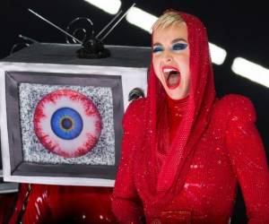 Perry y la arquidiócesis todavía están negociando los detalles de la venta. La arquidiócesis necesita permiso del Vaticano para finalizar la compraventa.