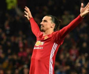 Zlatan Ibrahimovic regresa al Manchester United de José Mourinho. (AFP)