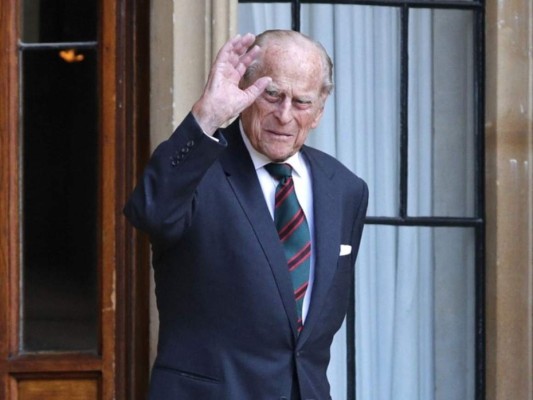El príncipe Felipe, esposo de la reina Isabel II durante más de siete décadas, y al que ella solía llamar su 'pilar', murió el viernes, al poco tiempo de recibir el alta de un hospital. Foto: AFP