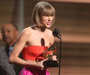 Tras ganar el premio a mejor albúm pop del año, Swift aprovecho para responderle a West.